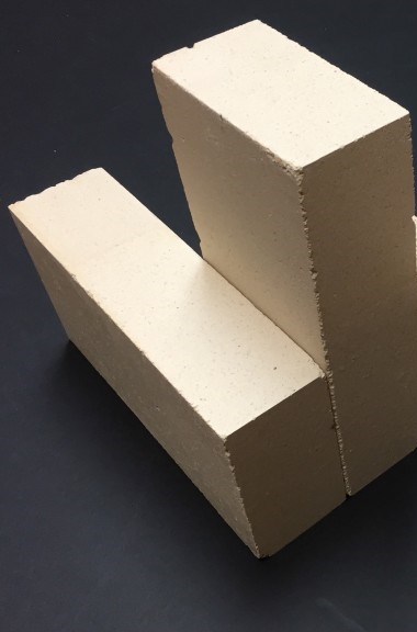 Image 9'' x 4 1/2'' x 1 1/4'' Beige Fire Brick