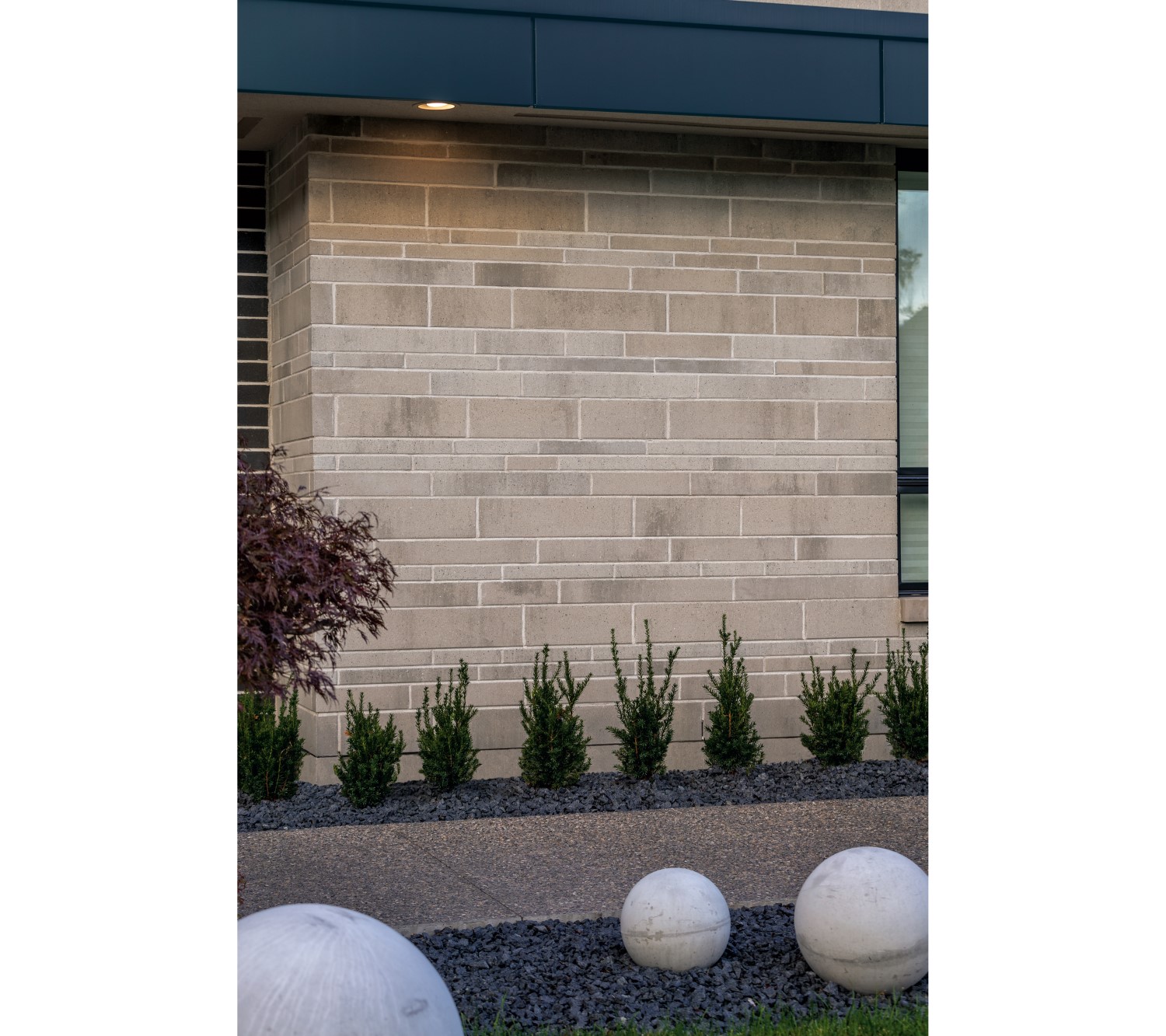 Permacon Aria stone Heron wall