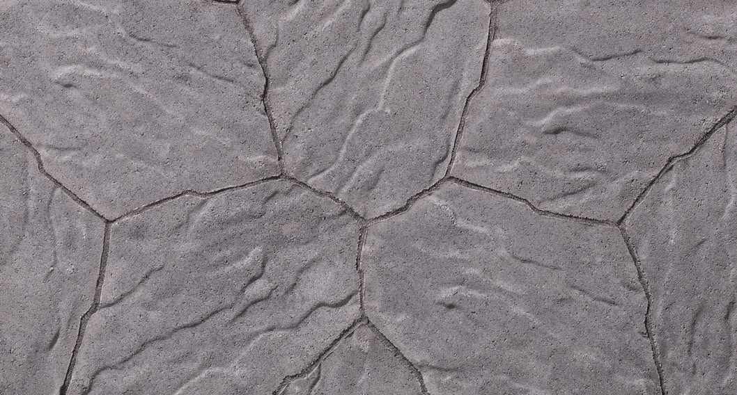 Dalle de pierre Portage de Permacon couleur charbon et gris