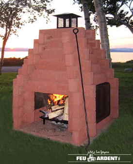 Image Feu Ardent # 130-3 outdoor fireplace in red colour